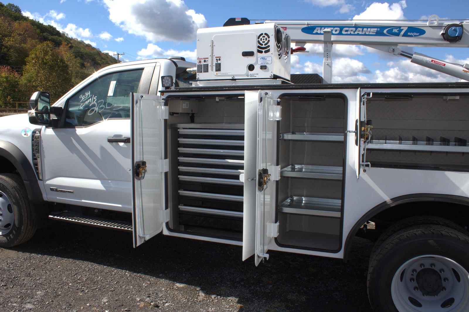 2024 Titan 38 Ford F600 Regular Cab Hollidaysburg, PA. - Image 3