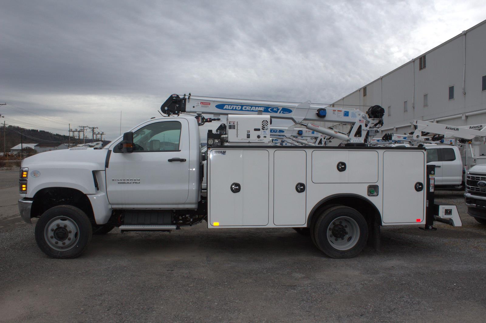 2024 Chevrolet Silverado 5500 Hollidaysburg, PA. - Image 7