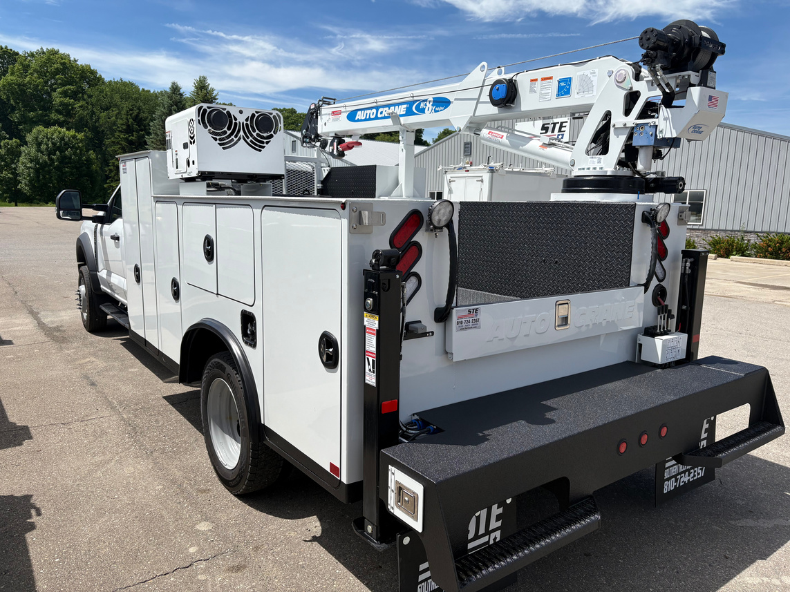 2026 Ford F-550 – Titan 38 - HC-8X - Image 5